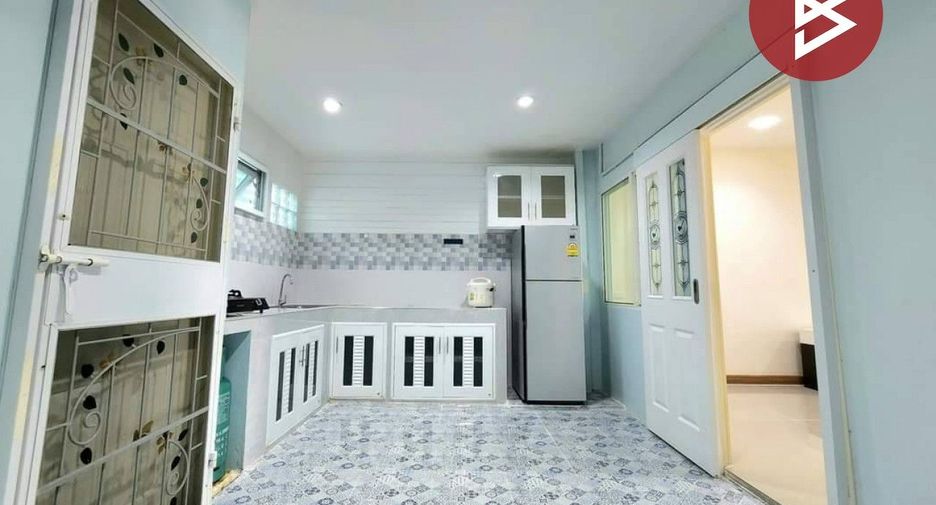 For sale 4 bedrooms townhouse in Pak Kret, Nonthaburi