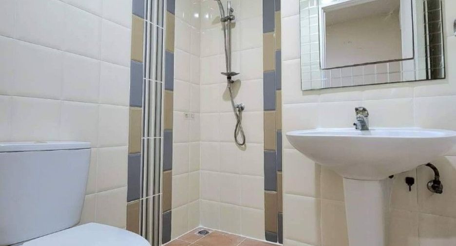 For sale 4 bedrooms townhouse in Pak Kret, Nonthaburi