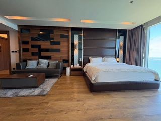 For sale 4 ベッドルーム condo in Bang Lamung, Chonburi