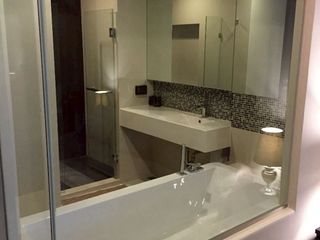 Wohnung zur Miete mit 1 Zimmer in Khlong Toei, Bangkok