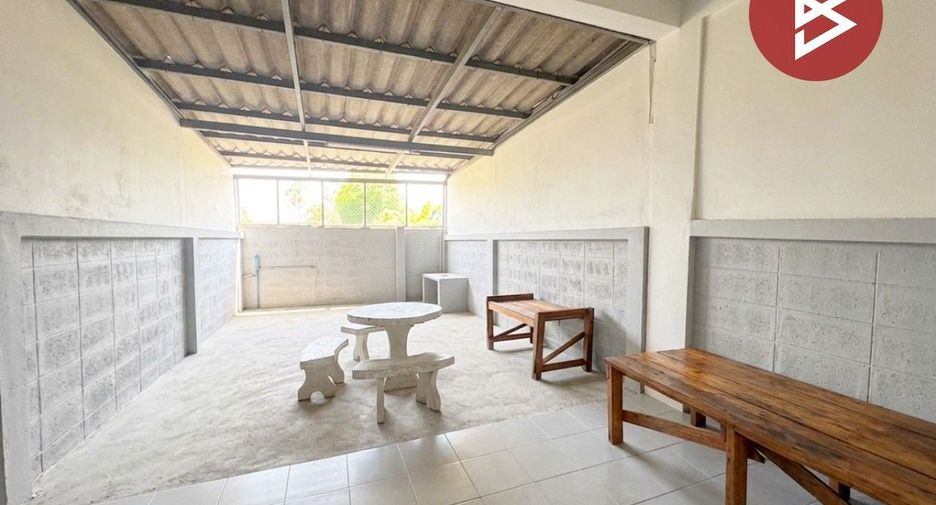 For sale 2 bedrooms townhouse in Mueang Pathum Thani, Pathum Thani