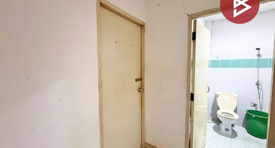 For sale 2 bedrooms townhouse in Mueang Pathum Thani, Pathum Thani