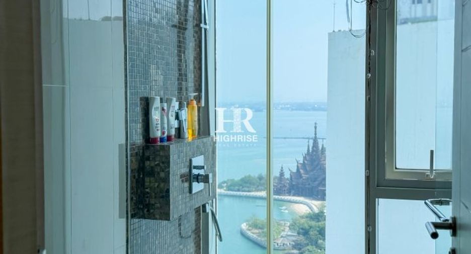 For sale 2 bedrooms condo in North Pattaya, Pattaya