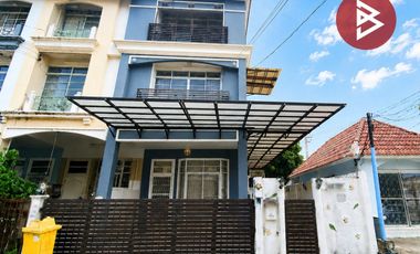 For sale 3 ベッドルーム townhouse in Prawet, Bangkok