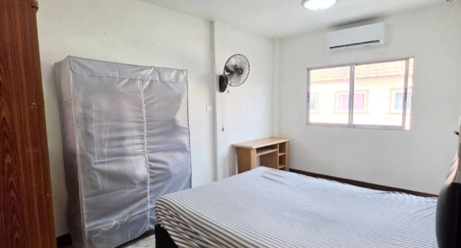 出售 3 卧室 联排别墅 在 Krathum Baen, Samut Sakhon