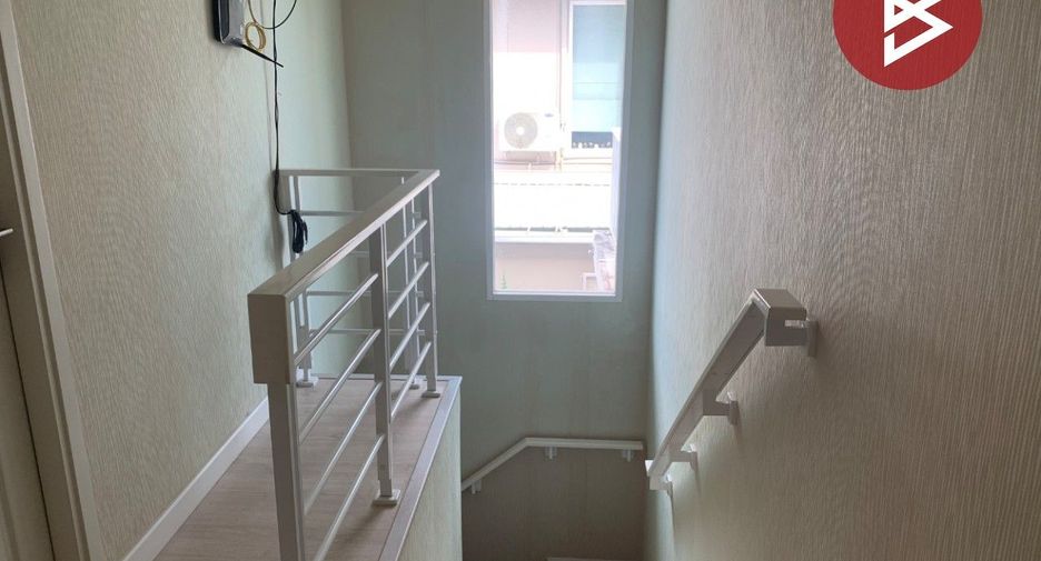 For sale 3 bedrooms house in Lat Krabang, Bangkok