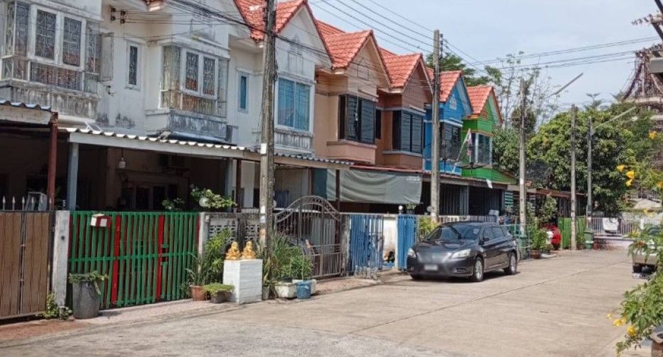 Продажа 2 спальни таунхаус в Кхлонг Сам Ща, Бангкок