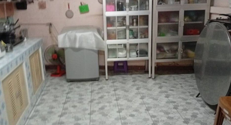 Продажа 2 спальни таунхаус в Кхлонг Сам Ща, Бангкок
