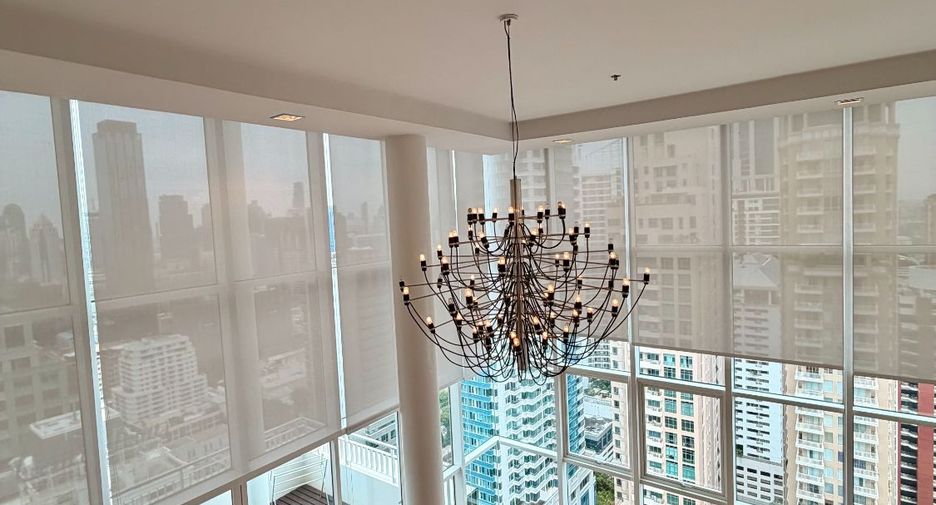 For rent 4 bedrooms serviced apartment in Pathum Wan, Bangkok