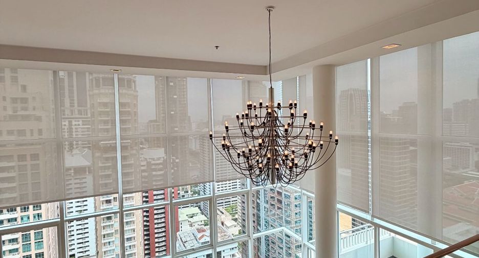 For rent 4 bedrooms serviced apartment in Pathum Wan, Bangkok