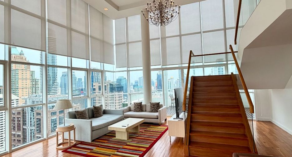 For rent 4 bedrooms serviced apartment in Pathum Wan, Bangkok