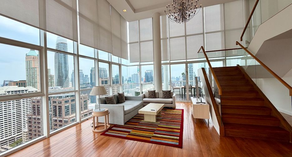 For rent 4 bedrooms serviced apartment in Pathum Wan, Bangkok