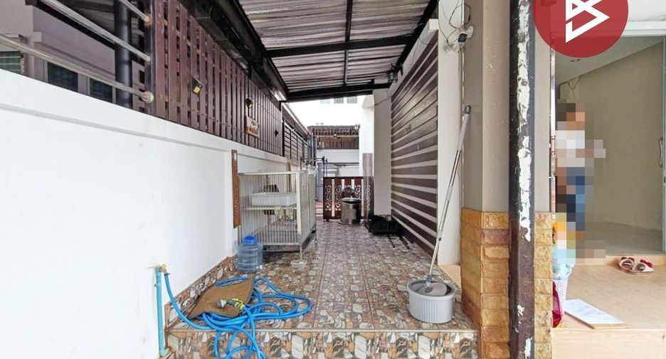 For sale 4 bedrooms house in Mueang Chanthaburi, Chanthaburi