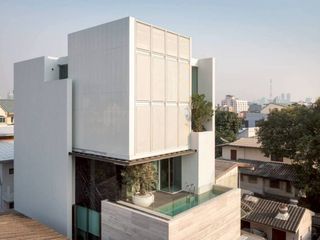 For sale 4 bedrooms house in Phaya Thai, Bangkok