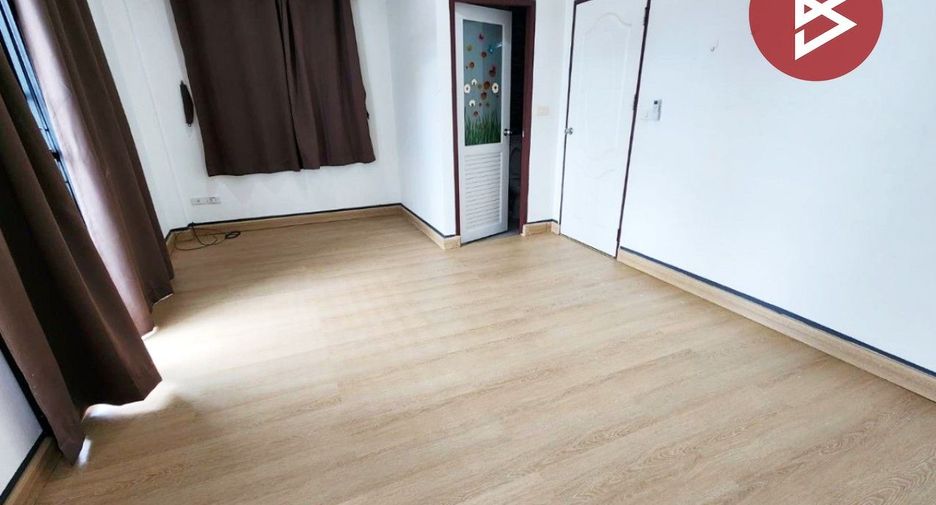 For sale 2 bedrooms townhouse in Ban Chang, Rayong