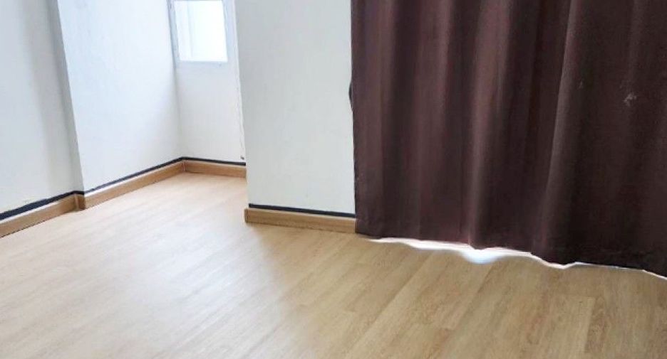 For sale 2 bedrooms townhouse in Ban Chang, Rayong