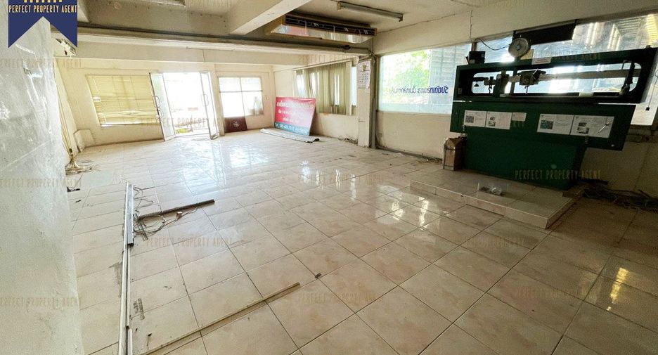 For sale 10 bedrooms warehouse in Bang Phli, Samut Prakan