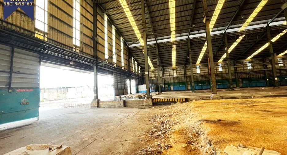 For sale 10 bedrooms warehouse in Bang Phli, Samut Prakan