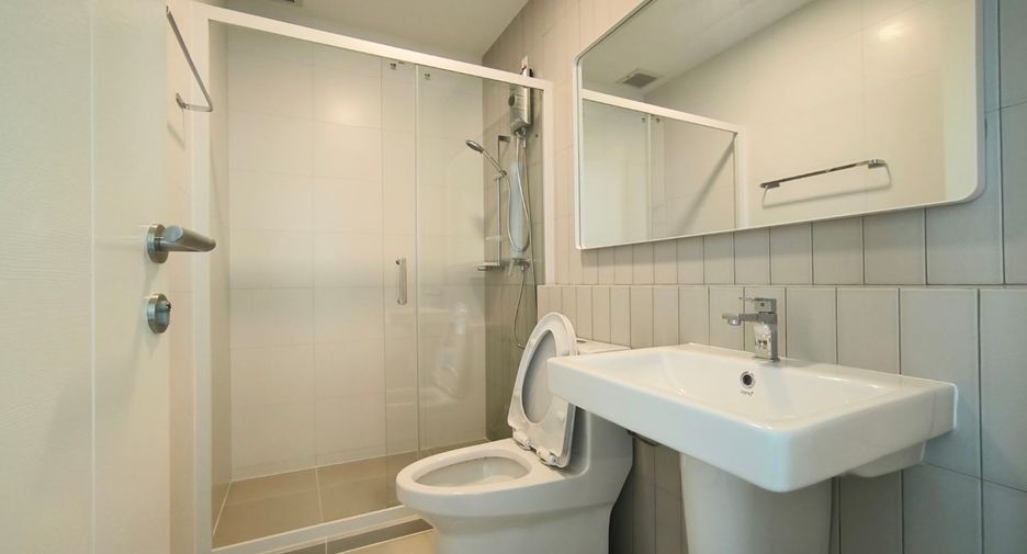 For rent and for sale 2 bedrooms townhouse in Bang Phli, Samut Prakan