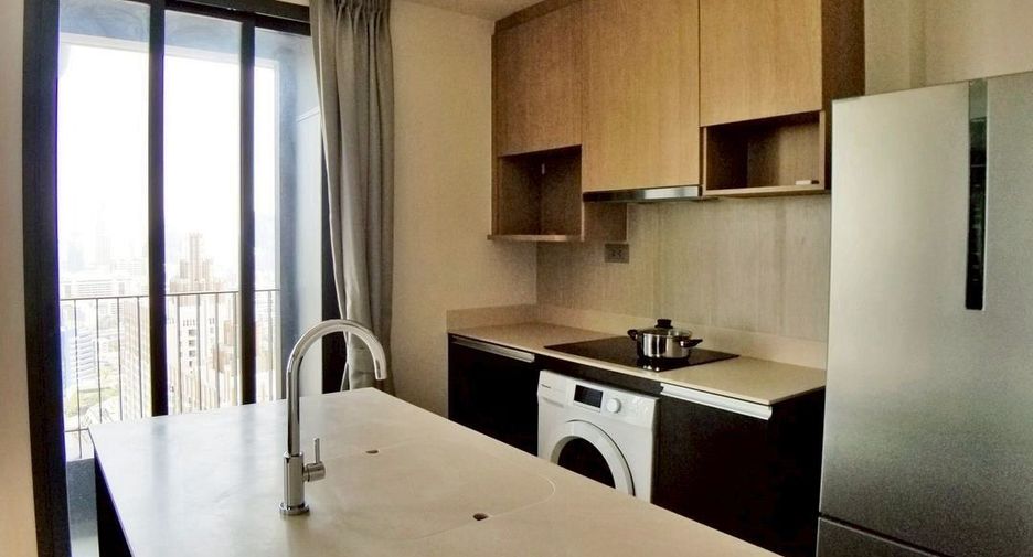Condo en alquiler de 1 habitaciones en Pathum Wan, Bangkok