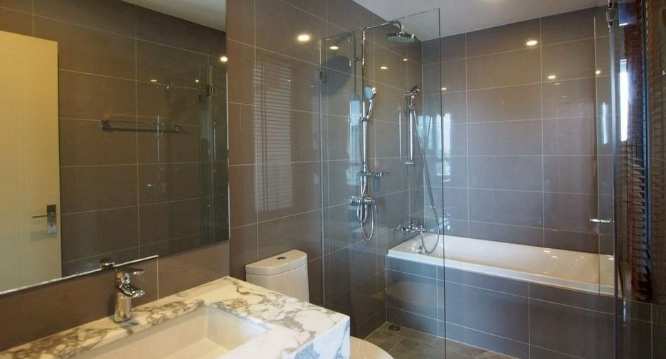 Condo en alquiler de 1 habitaciones en Pathum Wan, Bangkok