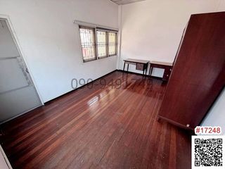 For rent 2 bedrooms townhouse in Phasi Charoen, Bangkok