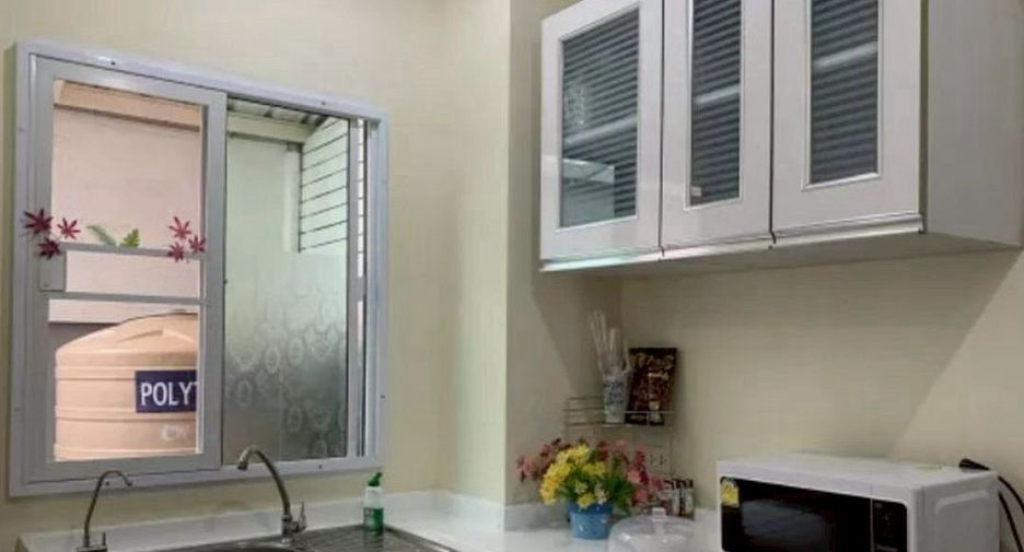 For rent 3 bedrooms townhouse in Pak Kret, Nonthaburi