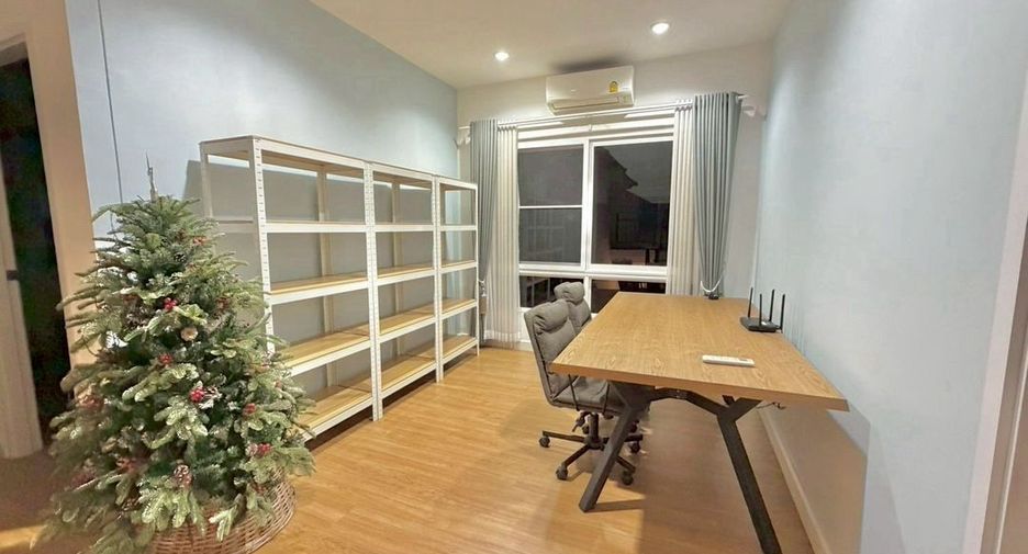 For rent 4 bedrooms house in Khlong Luang, Pathum Thani