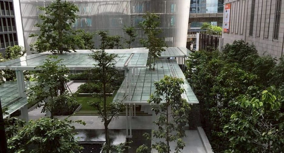 For rent 1 bed condo in Pathum Wan, Bangkok