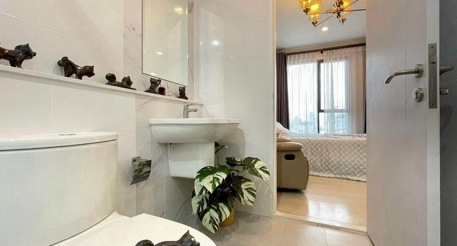 For sale 1 bed condo in Watthana, Bangkok