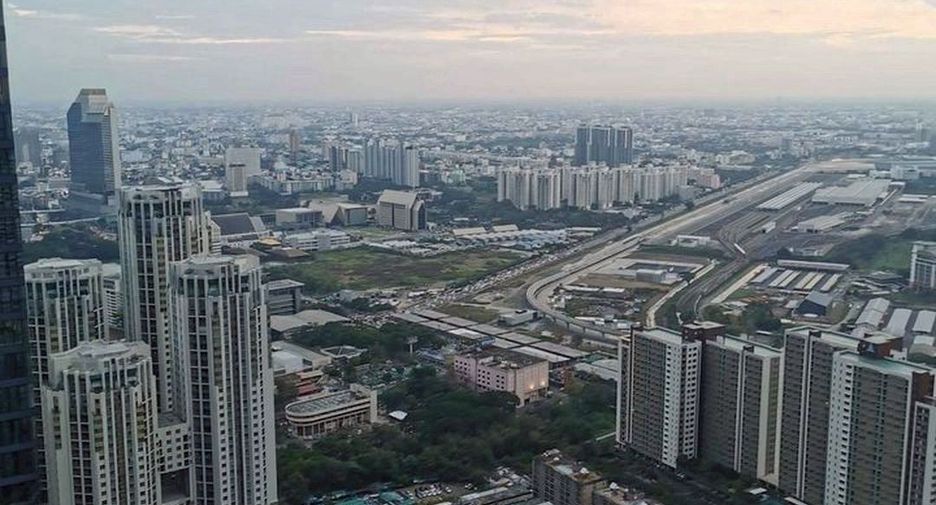 For rent 1 bed condo in Huai Khwang, Bangkok