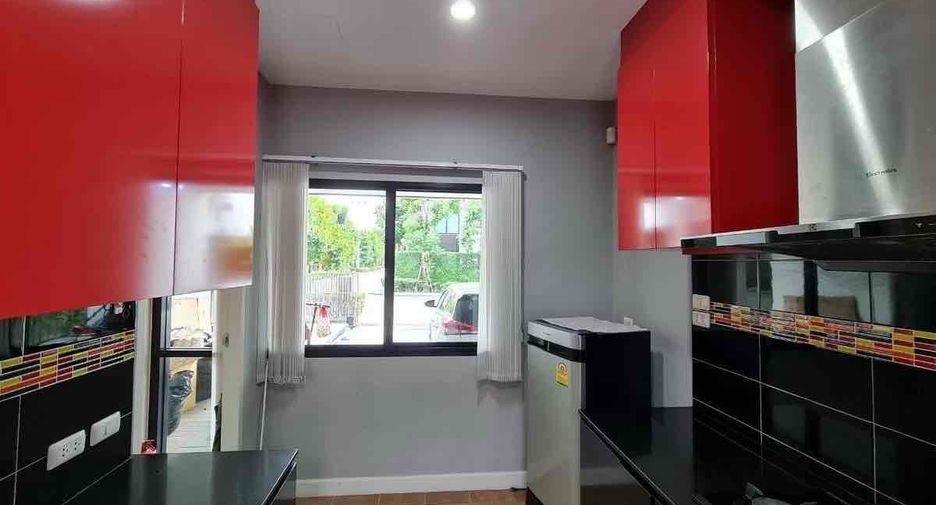 ให้เช่า 5 ห้องนอน บ้านเดี่ยว ใน ประเวศ, กรุงเทพฯ