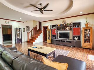 Villa en venta de 4 habitaciones en Cha Am, Phetchaburi