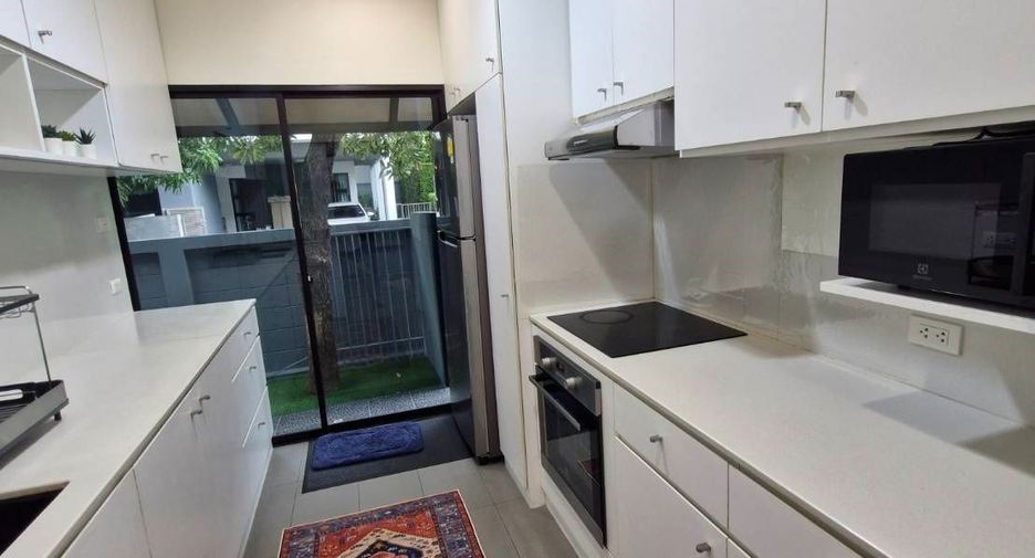 Casa en venta de 3 habitaciones en Prawet, Bangkok