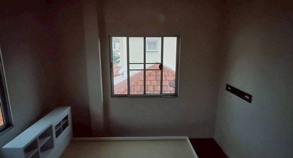 For sale 1 bed house in Mueang Samut Sakhon, Samut Sakhon