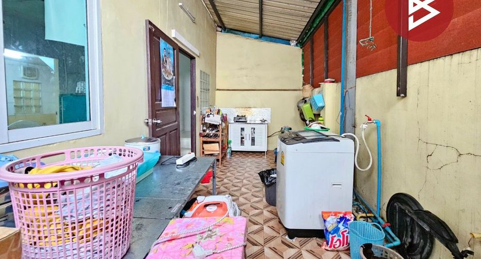 For sale 3 bedrooms townhouse in Si Racha, Chonburi
