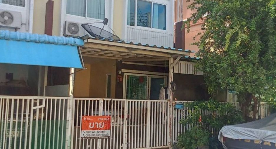 For sale 3 bedrooms townhouse in Si Racha, Chonburi