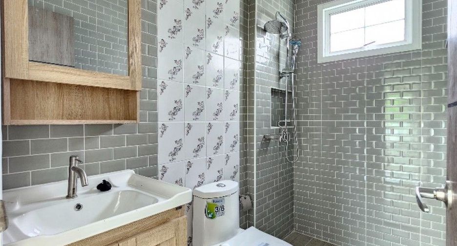 For sale 3 bedrooms house in Mueang Chachoengsao, Chachoengsao