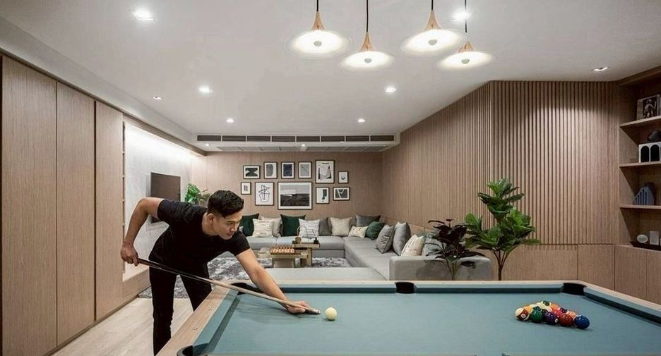 For rent 1 bed condo in Khlong Toei, Bangkok