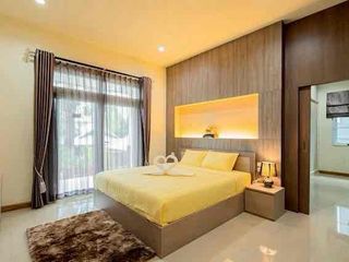 Villa zur Miete mit 6 Zimmer in Bang Lamung, Chonburi