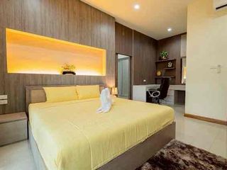 Villa zur Miete mit 6 Zimmer in Bang Lamung, Chonburi