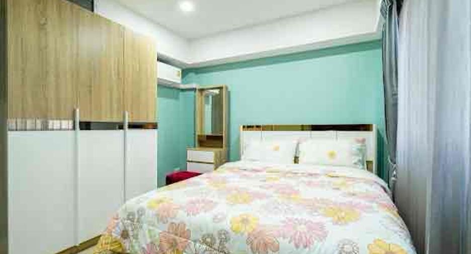 For rent 6 bedrooms villa in East Pattaya, Pattaya