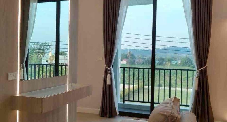 For rent 4 bedrooms villa in Sattahip, Chonburi