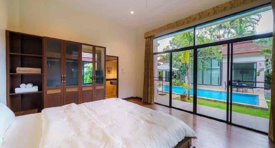 For rent 5 bedrooms villa in East Pattaya, Pattaya