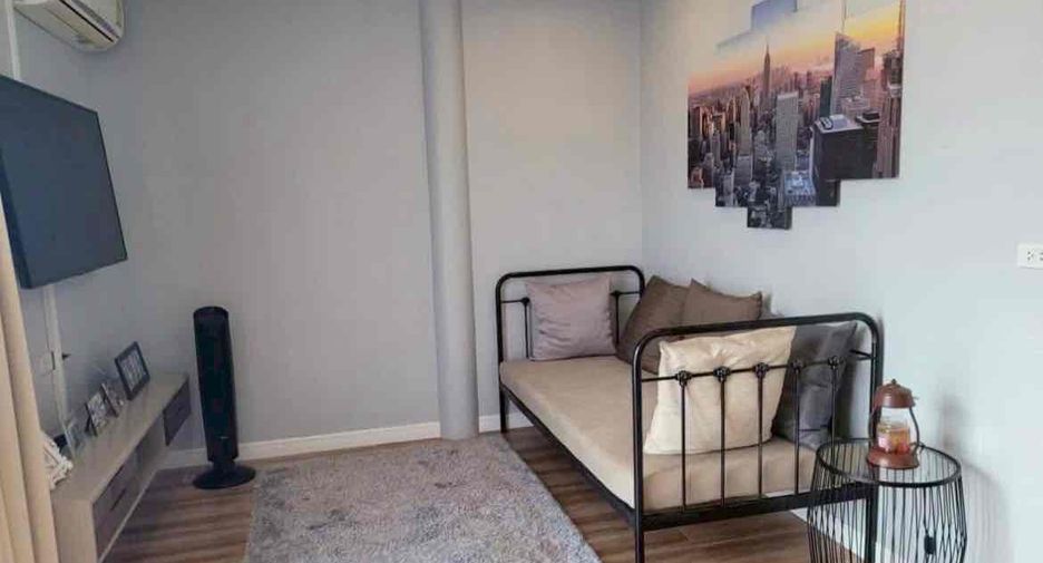 For rent 5 bedrooms villa in East Pattaya, Pattaya