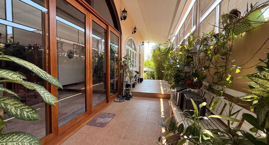 Haus zur Miete und zum Kauf mit 5 Zimmer in Hang Dong, Chiang Mai