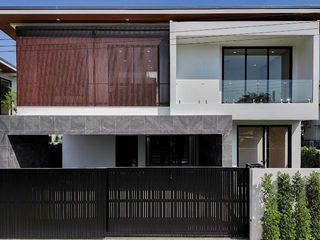 For sale 4 bedrooms house in Prawet, Bangkok