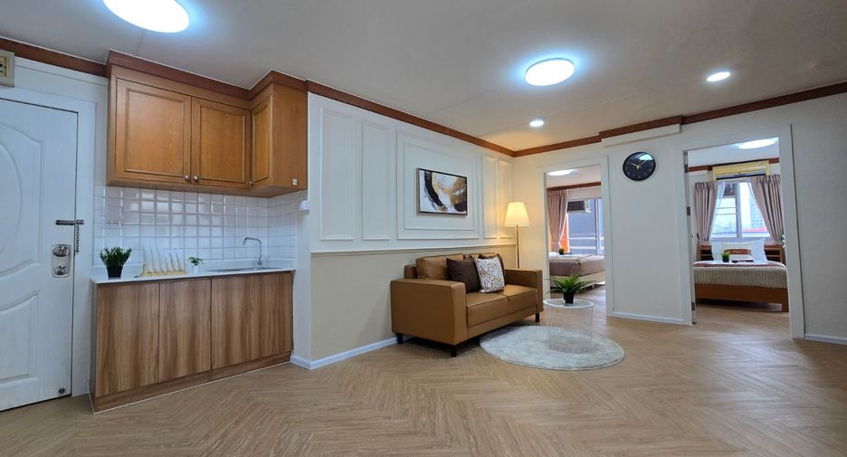 For sale 2 bedrooms condo in Chatuchak, Bangkok