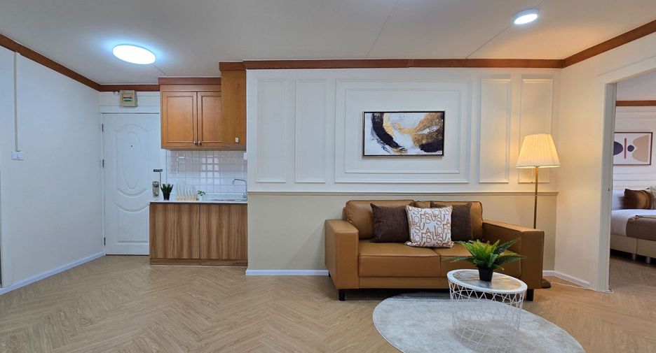 For sale 2 bedrooms condo in Chatuchak, Bangkok