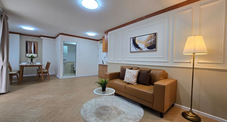 For sale 2 bedrooms condo in Chatuchak, Bangkok
